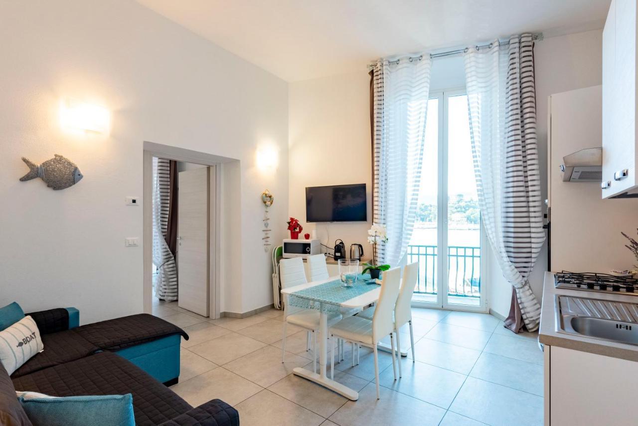 Alla Casa Rosa Al Mare- Centrale A Di Fronte Al Mare- Emozionante- Garage Privato Gratuito A 800 Mt- Aria Condizionata-Wifi ราปาลโล ภายนอก รูปภาพ