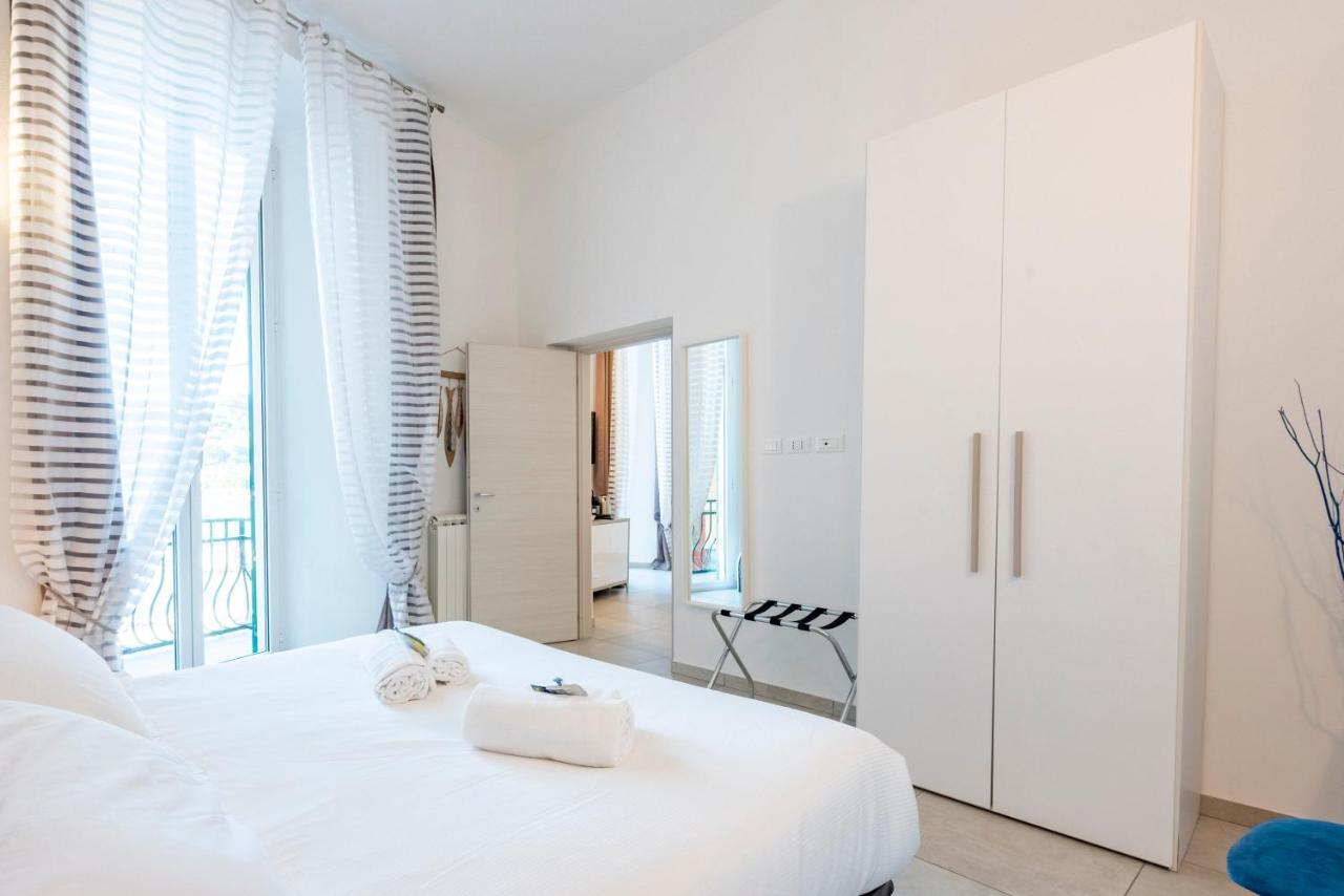 Alla Casa Rosa Al Mare- Centrale A Di Fronte Al Mare- Emozionante- Garage Privato Gratuito A 800 Mt- Aria Condizionata-Wifi ราปาลโล ภายนอก รูปภาพ
