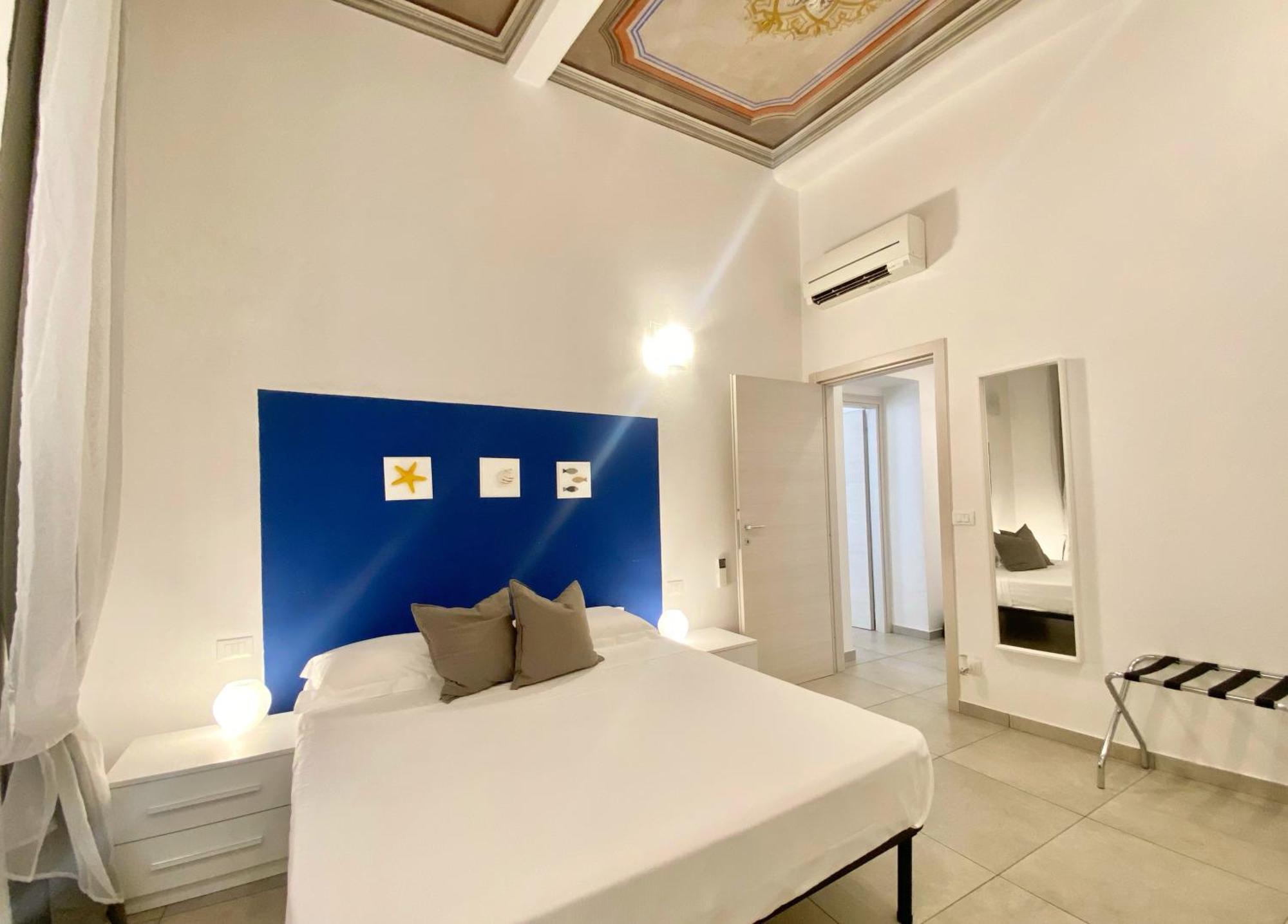 Alla Casa Rosa Al Mare- Centrale A Di Fronte Al Mare- Emozionante- Garage Privato Gratuito A 800 Mt- Aria Condizionata-Wifi ราปาลโล ภายนอก รูปภาพ
