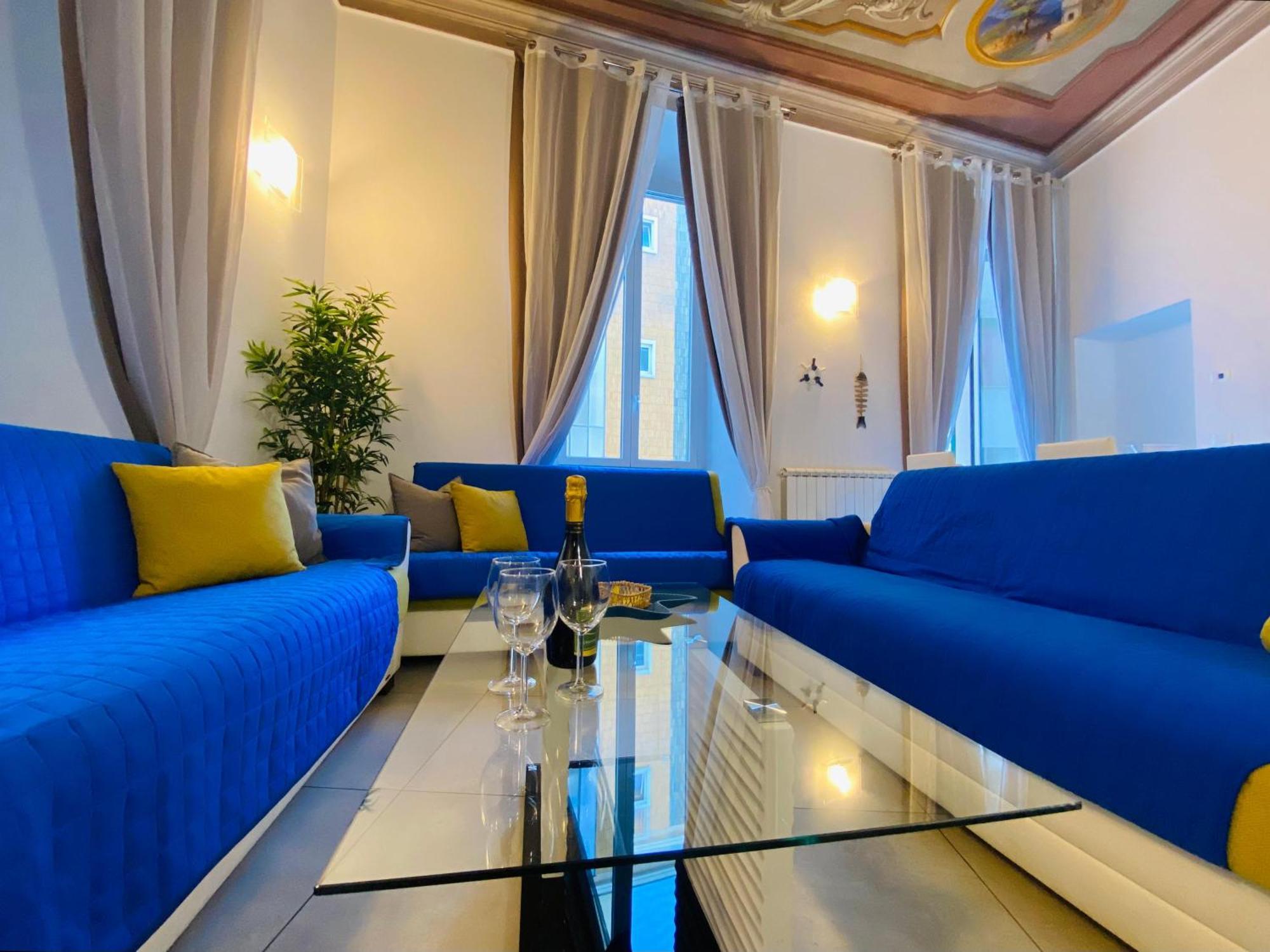 Alla Casa Rosa Al Mare- Centrale A Di Fronte Al Mare- Emozionante- Garage Privato Gratuito A 800 Mt- Aria Condizionata-Wifi ราปาลโล ภายนอก รูปภาพ