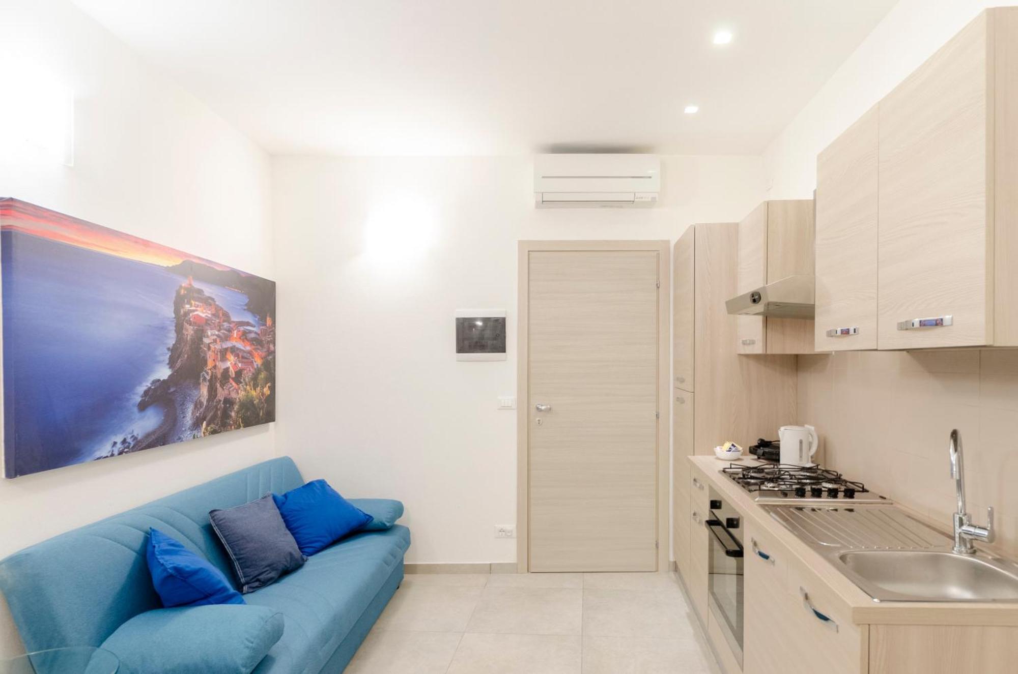 Alla Casa Rosa Al Mare- Centrale A Di Fronte Al Mare- Emozionante- Garage Privato Gratuito A 800 Mt- Aria Condizionata-Wifi ราปาลโล ภายนอก รูปภาพ